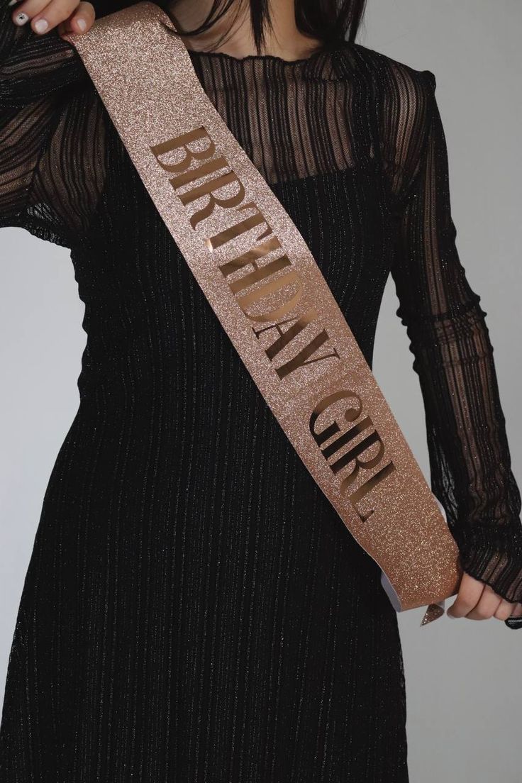 ' BIRTHDAY GIRL ' BANNER - (WITH CROWN ) - 2 PCS